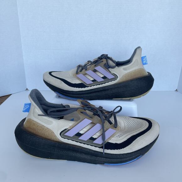Adidas UltraBoost Light Sand United for Change Men’s Size 11.5 Mint Condition - Picture 3 of 6